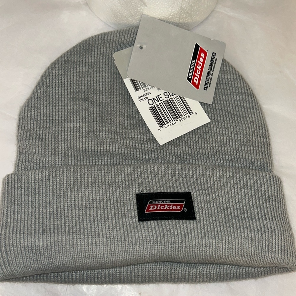 Dickie NWT GRAY cuffed logo tag very soft liner